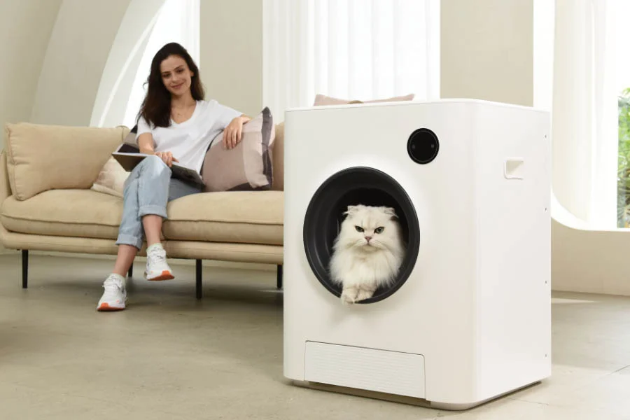 self scooping cat box